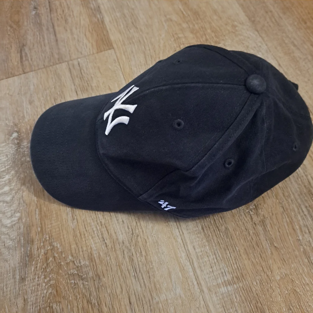 47 Brand New York Yankees Kids' Baseball Cap with White Logo